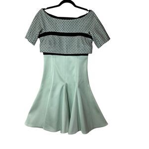 New J.Mendel Bateau Neckline Dress Green Black Lace Overlay Women's 6 NWT